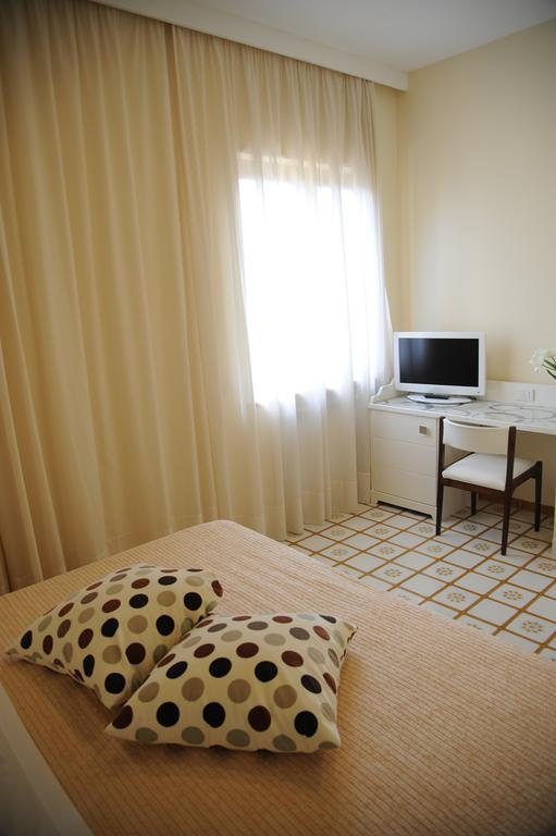 Via Capo Rooms Sorrento Kamer foto
